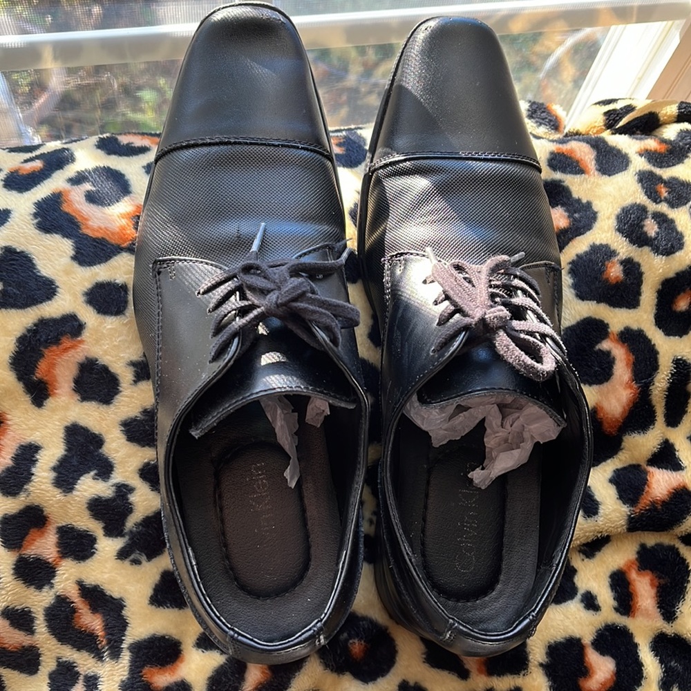 used Calvin Klein Leather shoes